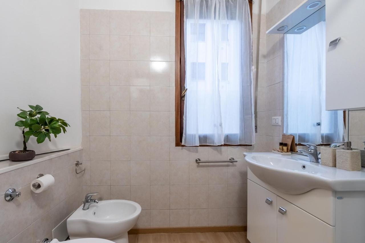 Suite 1,2 Porta Milano Centro Parking Free Zewnętrze zdjęcie